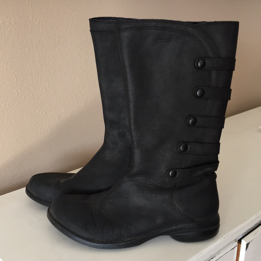 Black leather waterproof Merrell boots - 9.5